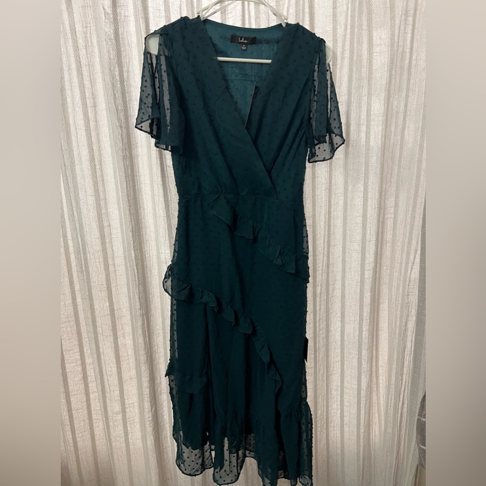 MIDI Lulus dress